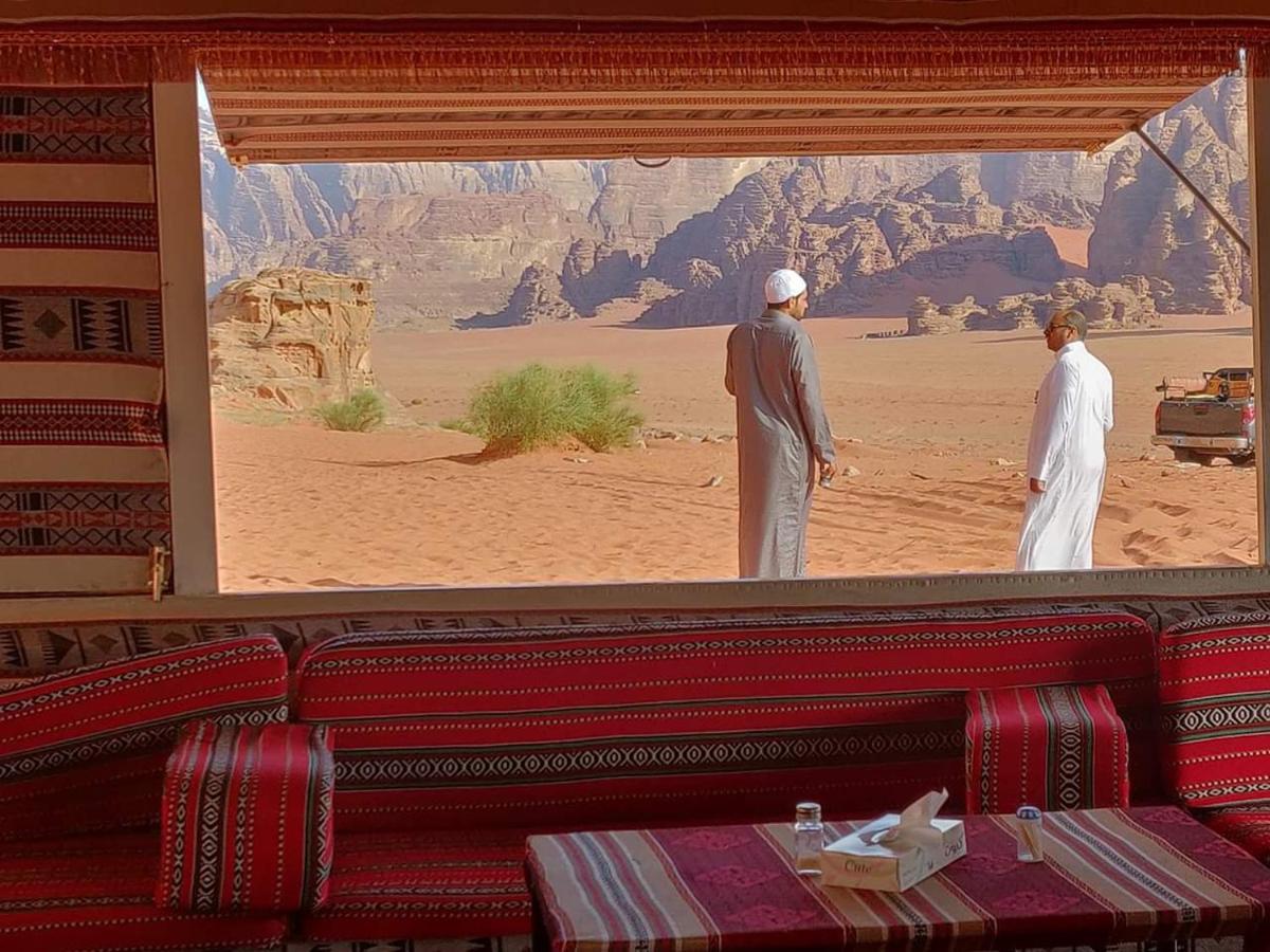 Hotel Omar Ghazi Camp Wadi Rum Zewnętrze zdjęcie
