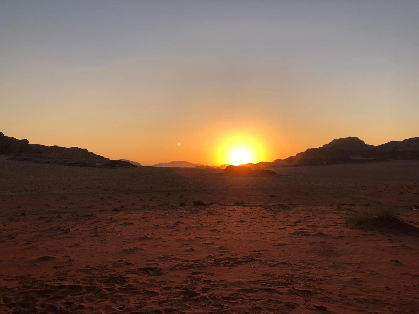 Hotel Omar Ghazi Camp Wadi Rum Zewnętrze zdjęcie