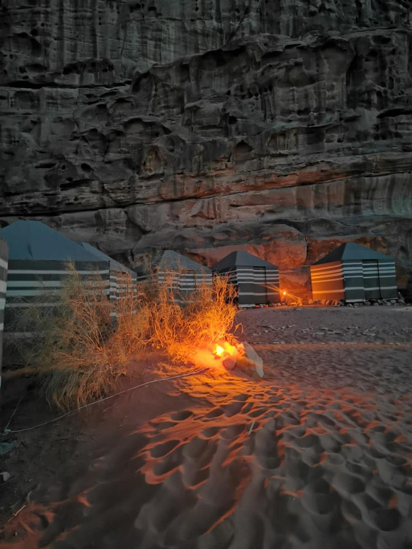 Hotel Omar Ghazi Camp Wadi Rum Zewnętrze zdjęcie