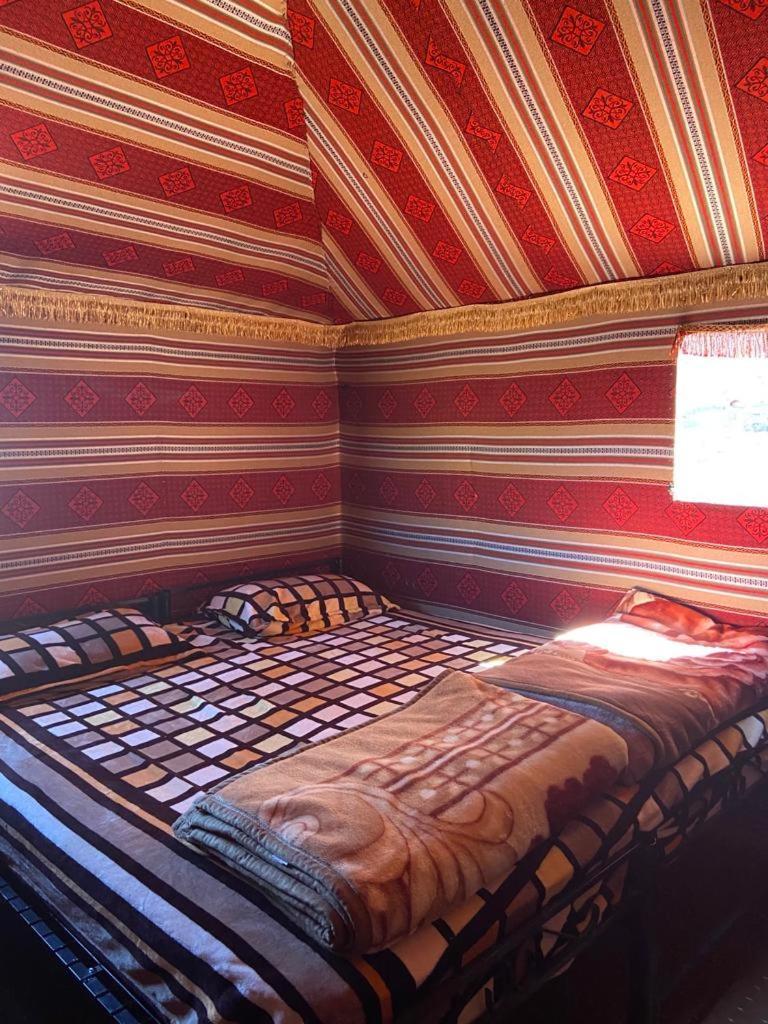 Hotel Omar Ghazi Camp Wadi Rum Zewnętrze zdjęcie