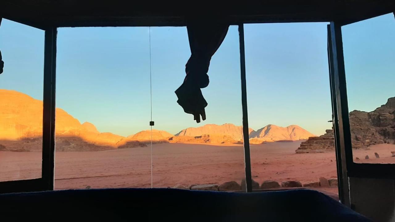 Hotel Omar Ghazi Camp Wadi Rum Zewnętrze zdjęcie